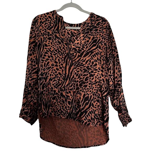Rails Tops - Rails Tops Animal Print High Low Silky 1/4 Buttons Blouse Brown/Black Small